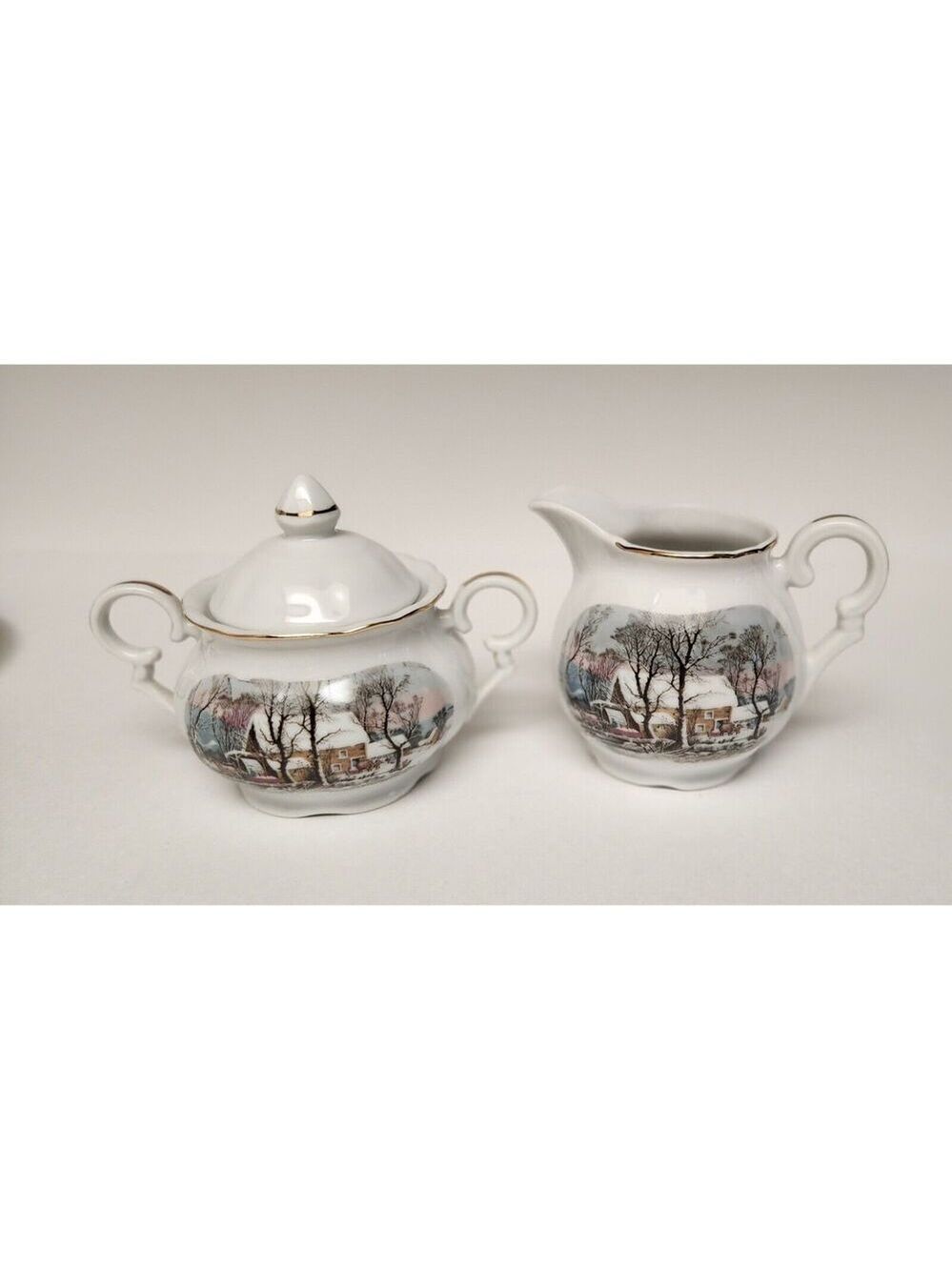 VINTAGE AVON DISTINGUISHED SALES ACHIEVEMENT AWARD MINI Creamer & Sugar Bowl
